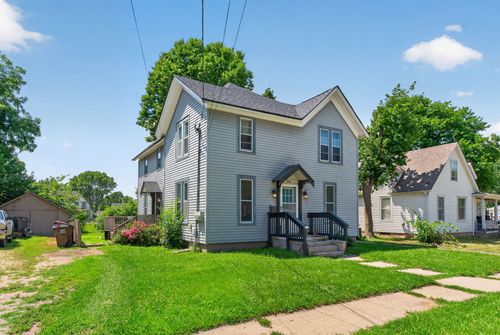 807 Garfield Ave, Belvidere, IL, 61008-4430 | Card Image