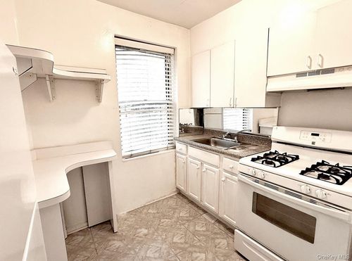 apt-1f-141 78th Ave, Flushing, NY, 11367-3304 | Card Image