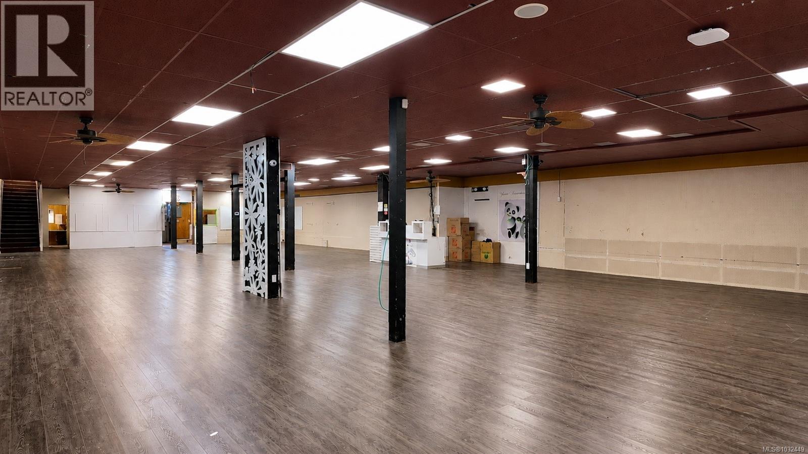 Commercial Sale in Courtenay 4