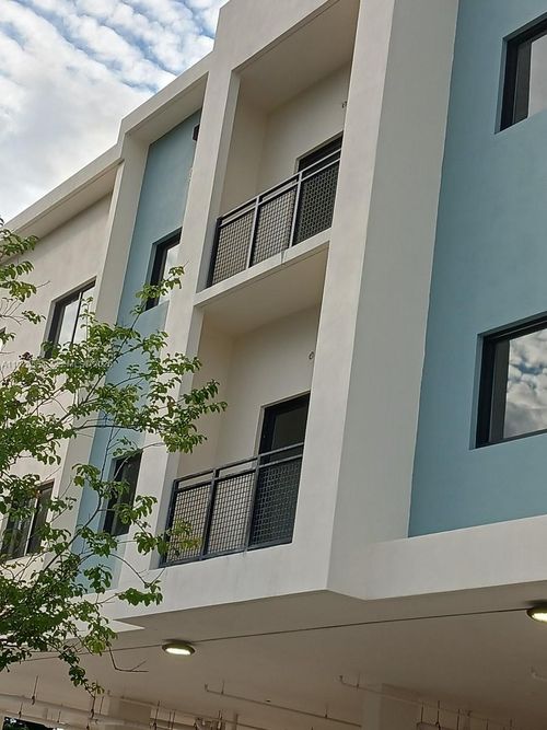 apt-6-29 Palmetto Dr, Miami Springs, FL, 33166-5993 | Card Image