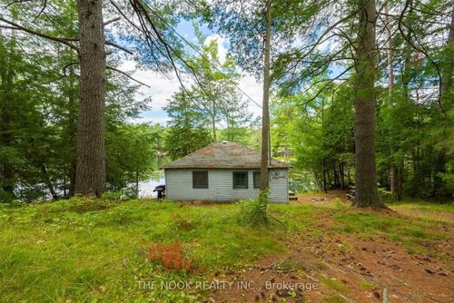 1140 Pine Path, Clarendon Station, ON, K0H1J0 | Card Image