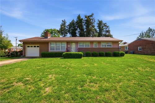 734 Milton Drive, Hampton, VA, 23666 | Card Image