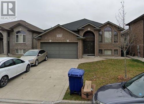 4832 Periwinkle Crescent, Windsor, ON, N9G3G8 | Card Image