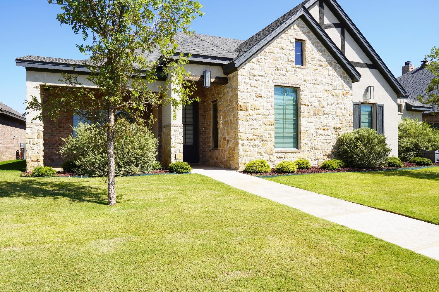 11th St, Wolfforth, TX 79382