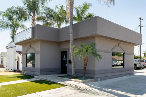 1414 E El Monte Way, Dinuba, CA, 93618 | Card Image
