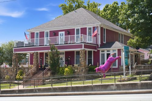 214 W Main St, Branson, MO, 65616-2724 | Card Image
