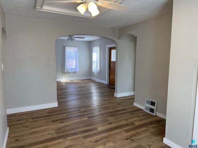 200 E 2 Nd St, House other with 3 bedrooms, 1 bathrooms and null parking in Freeman SD | Image 14