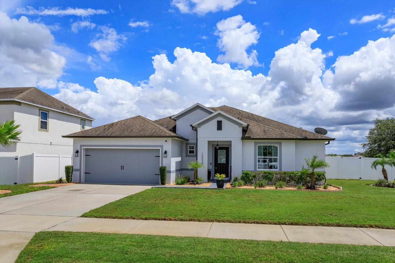 Gemini Dr, Mascotte, FL 34753