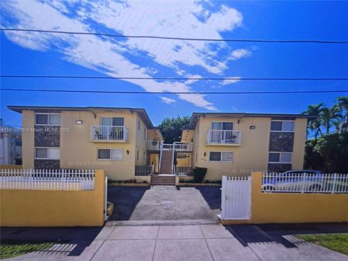 apt-c-1140 Sw 3rd St, Miami, FL, 33130-2014 | Card Image