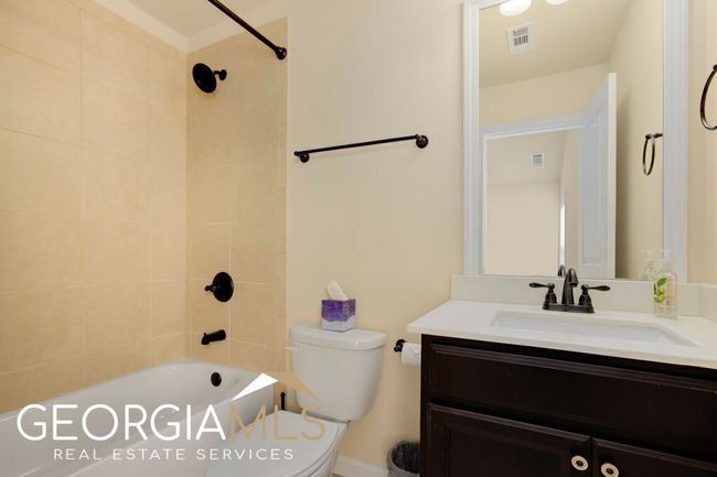 1030 Roswell Manor Cir, House other with 4 bedrooms, 4 bathrooms and 2 parking in Roswell GA | Image 39
