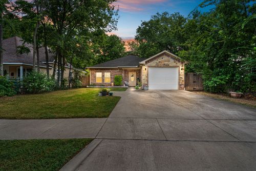 1119 S Montgomery St, Sherman, TX, 75090-8539 | Card Image