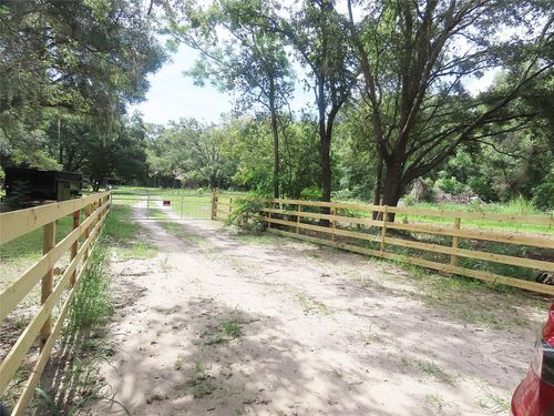 32944 County Road 437, Sorrento, FL, 32776-9300 | Card Image