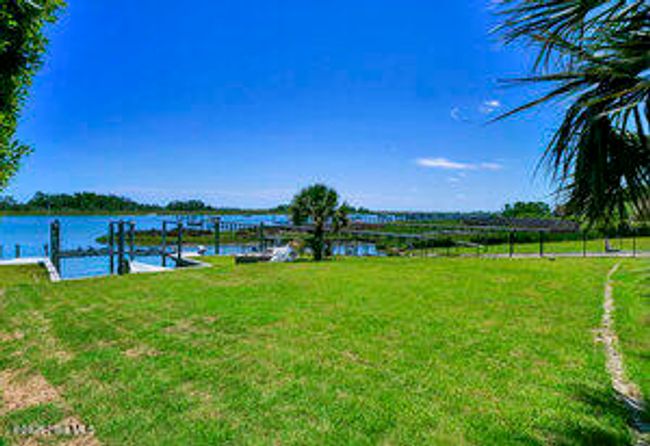 1205 Kings Landing Rd, House other with 3 bedrooms, 3 bathrooms and 2 parking in Hampstead NC | Image 72
