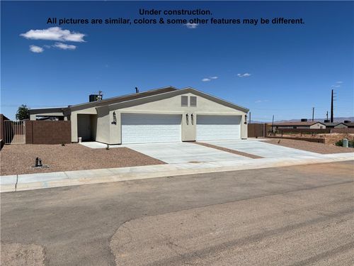 985 E Berk Ave, Kingman, AZ, 86409 | Card Image
