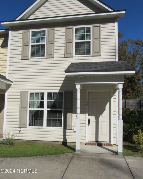 132 Greenford Pl, Jacksonville, NC, 28540-5744 | Card Image