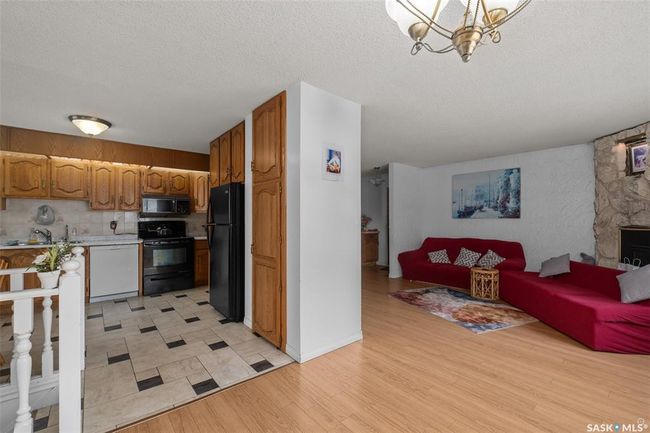 29 24 Th St E, House other with 5 bedrooms, 4 bathrooms and 4 parking in Prince Albert SK | Image 4