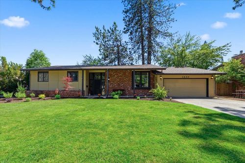 2620 E 40th Ave, Spokane, WA, 99223 | Card Image