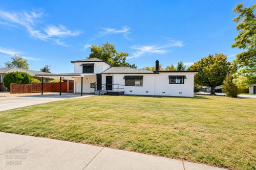 6300 14th Avenue, Sacramento, CA, 95820 | Card Image