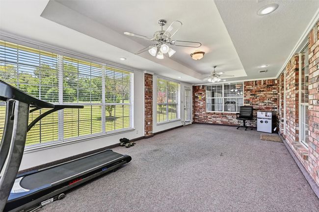 2107 Meadows Cir, House other with 3 bedrooms, 2 bathrooms and null parking in Sherman TX | Image 8