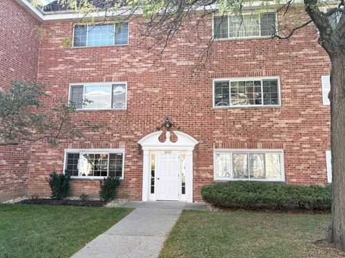 b-6882 W Touhy Ave, Niles, IL, 60714-4532 | Card Image