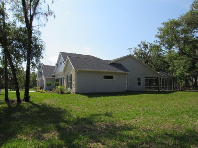 1870 Pepper Tree Ln, House other with 3 bedrooms, 2 bathrooms and null parking in Deland FL | Image 5