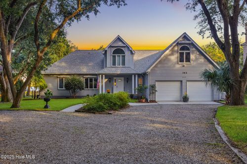 362 Olde Point Loop, Hampstead, NC, 28443-8483 | Card Image