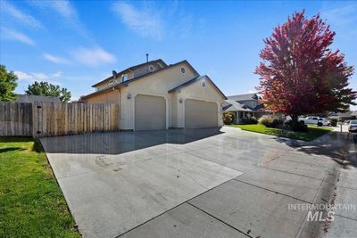 3862 N Greenwich Way, House other with 4 bedrooms, 3 bathrooms and 3 parking in Meridian ID | Image 3