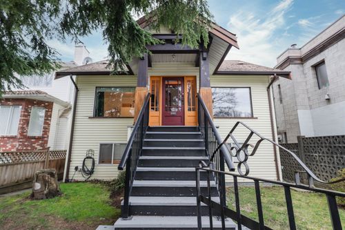 2689 Mcgill St, Vancouver, BC, V5K1H2 | Card Image