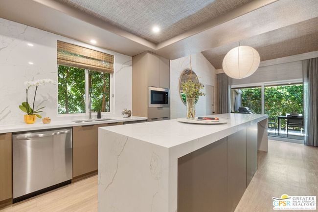 3708 E Bogert Trl, Condo with 2 bedrooms, 3 bathrooms and 2 parking in Palm Springs CA | Image 36