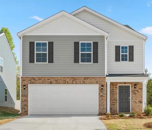 206 Beechwood Cir, Thomasville, NC, 27360-3379 | Card Image