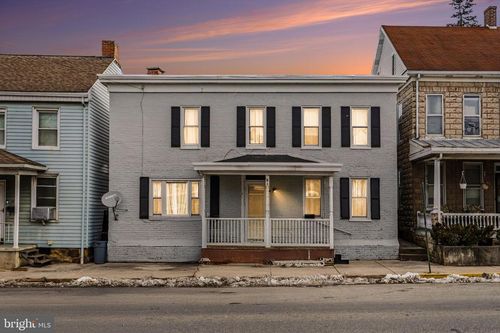 14 Hanover St, NEW OXFORD, PA, 17350-1604 | Card Image