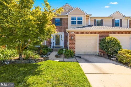 8023 Admiralty Pl, FREDERICK, MD, 21701-3297 | Card Image