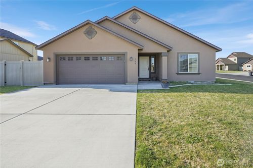 706 7th Ave Ne, Ephrata, WA, 98823-2344 | Card Image