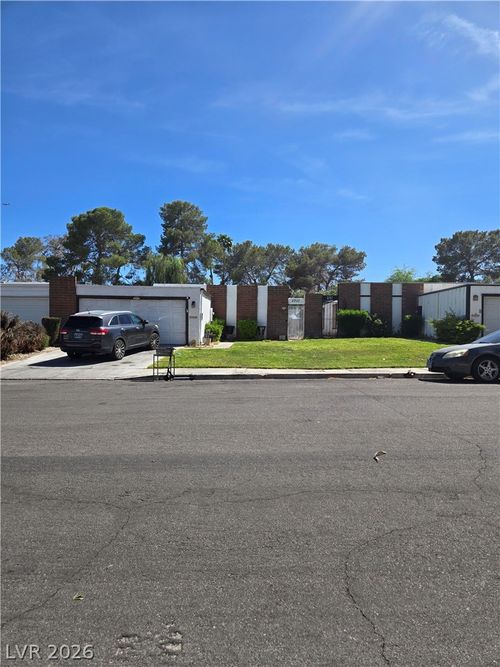 3711 Casey Dr, Las Vegas, NV, 89120-1352 | Card Image