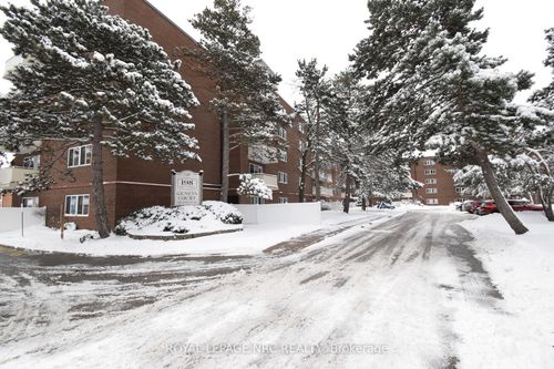 320-198 Scott St, St Catharines, ON, L2N5T3 | Card Image