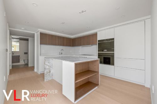 203-3596 W 28th Ave, Vancouver, BC, V6S2G5 | Card Image