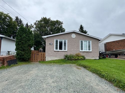 81 Hellen Ave, South Porcupine, ON, P0N1H0 | Card Image