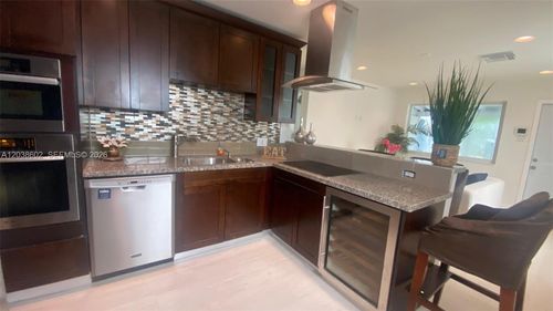 1947 Garfield St, Hollywood, FL, 33020-3117 | Card Image