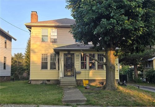 559 Patterson Ave, Akron, OH, 44310-3359 | Card Image