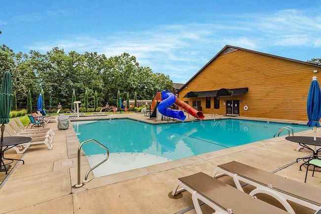 Crowne View Estates Swimming Pool | Image 55