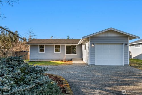 8215 Quinault Rd, Blaine, WA, 98230-9363 | Card Image