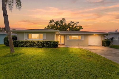 12694 138th Ln, LARGO, FL, 33774-2405 | Card Image