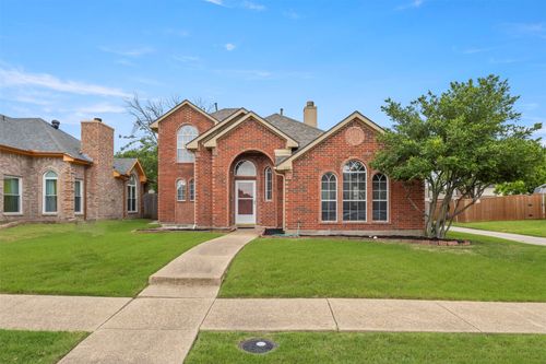 2216 Walden Pl, Mesquite, TX, 75181-1854 | Card Image