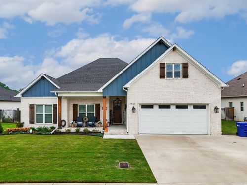 2920 Salem Oaks Dr, Conway, AR, 72034-5028 | Card Image