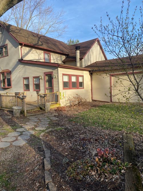 603 S Division St, Cayuga, IN, 47928-8187 | Card Image