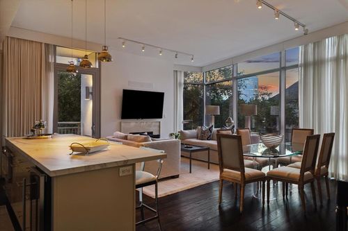 apt-301-2207 Bancroft St, Houston, TX, 77027-3708 | Card Image