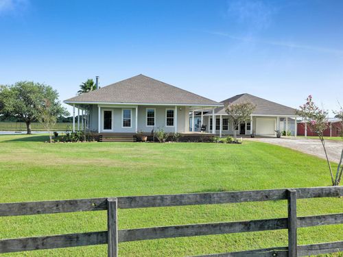 1251 Bancroft Rd, Winnie, TX, 77665-8619 | Card Image