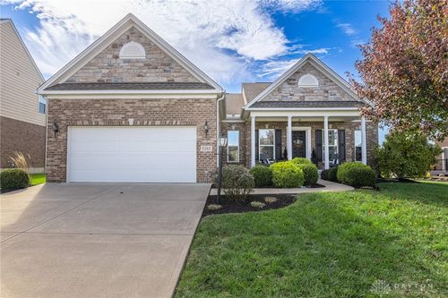 9363 Oak Brook Dr, Centerville, OH, 45458-1502 | Card Image