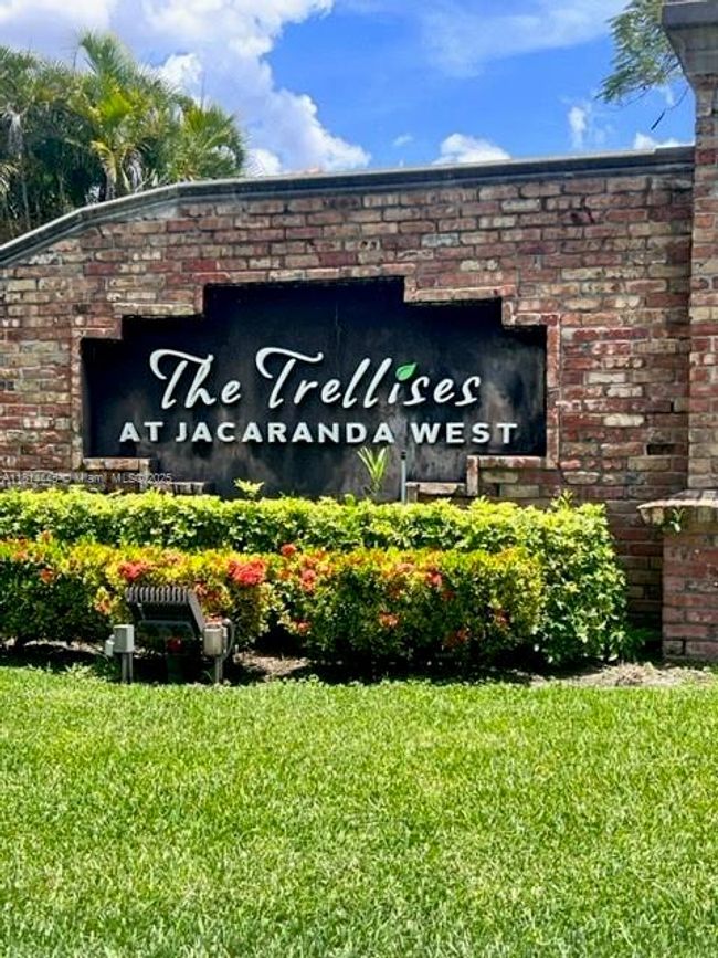 APT-511 - 958 Mockingbird Ln, Condo with 3 bedrooms, 3 bathrooms and null parking in Plantation FL | Image 27