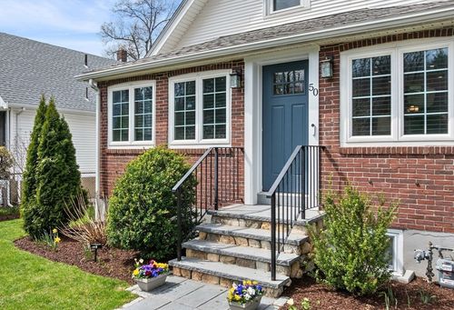 50 Fletcher Ave, Lexington, MA, 02420-3720 | Card Image